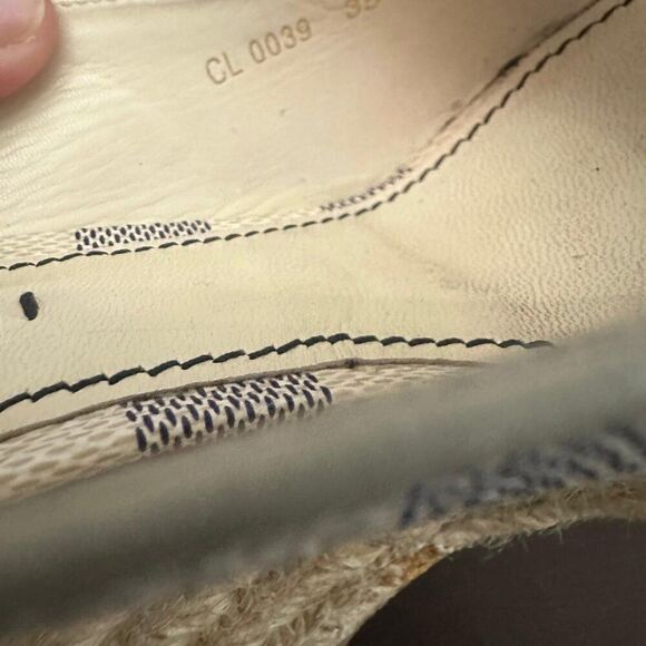 Louis Vuitton Damier Azur wedge sandals - Picture 9 of 11